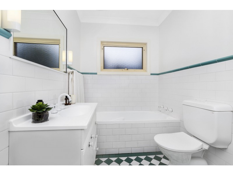 9 Windsor Road, Willoughby NSW 2068