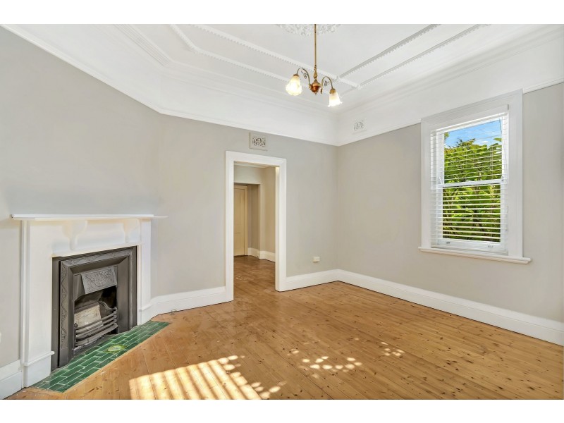 18 Royal Street, Chatswood NSW 2067