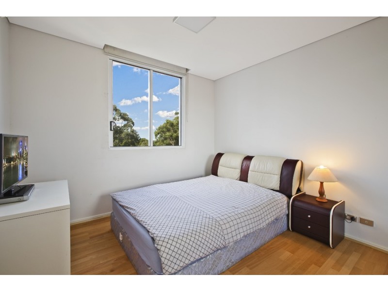 917/8 Avon Road, Pymble NSW 2073