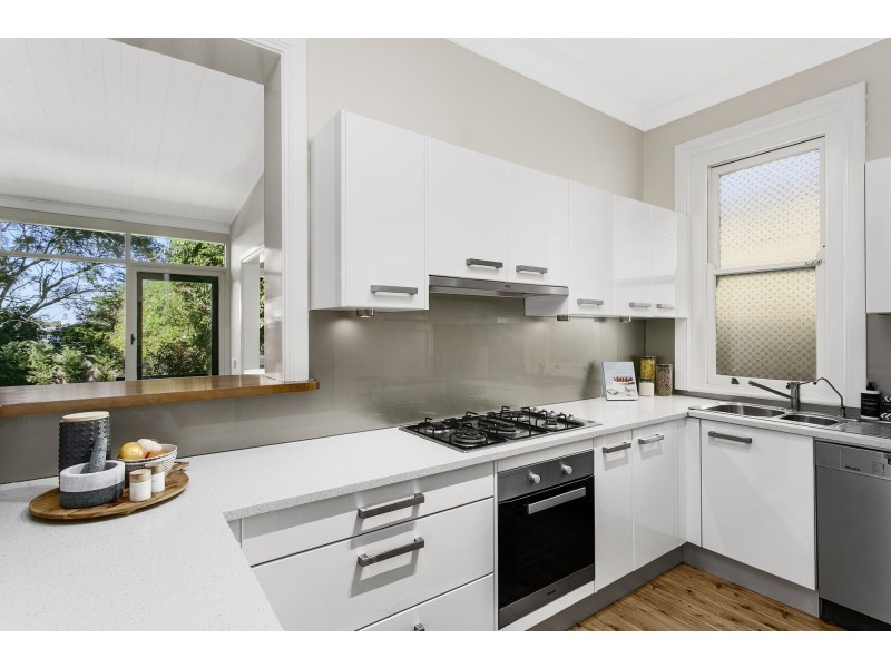 4 Eaton Street, Willoughby NSW 2068