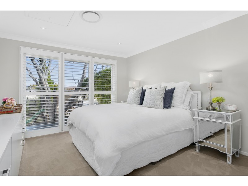 130 Edinburgh Road, Castlecrag NSW 2068