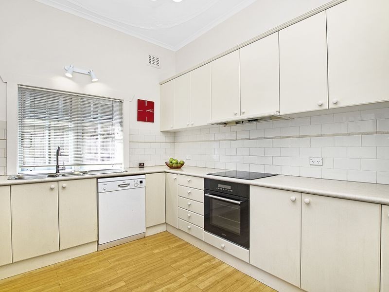 6 Warrane Road, Willoughby NSW 2068