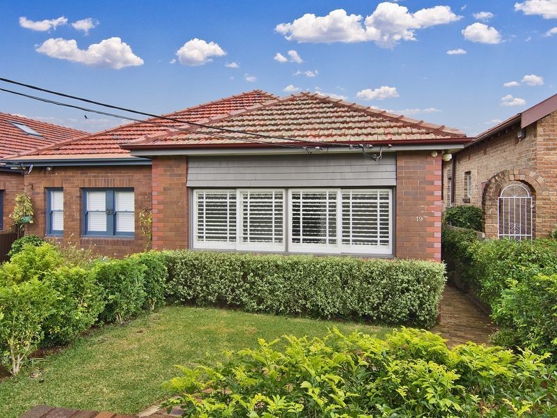 19 Macmahon Street, Willoughby NSW 2068