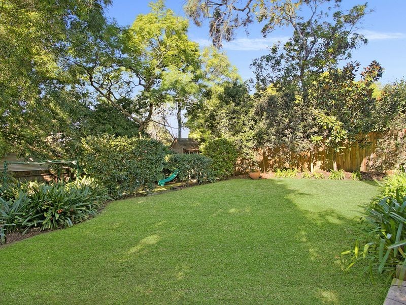 11 Pyrl Road, Artarmon NSW 2064
