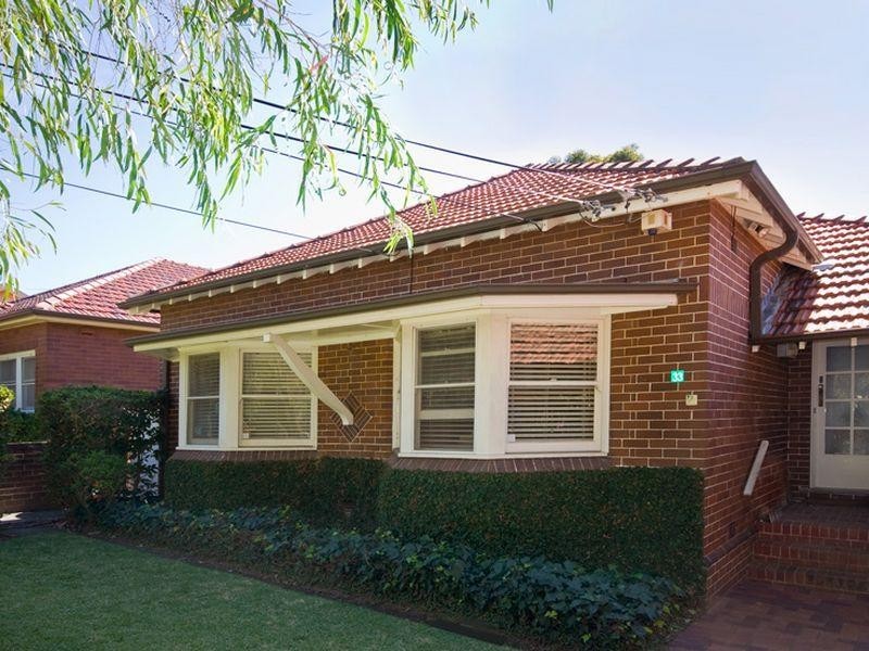 33 Robert Street, Willoughby NSW 2068