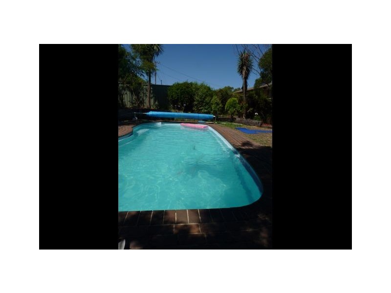 3 Hinchcliffe Place, Spence ACT 2615