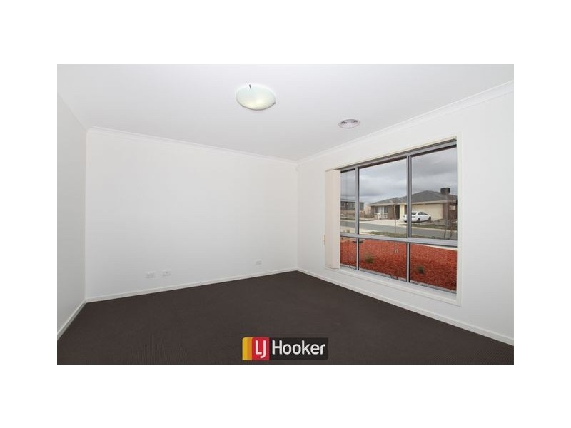 7 Peter Coppin Street, Bonner ACT 2914