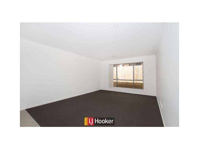 7 Peter Coppin Street, Bonner ACT 2914
