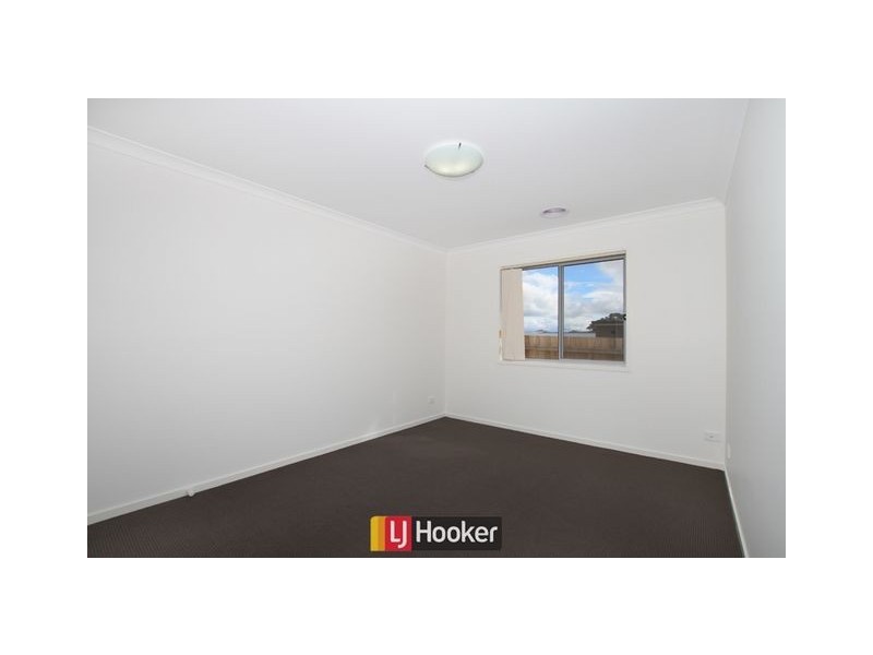7 Peter Coppin Street, Bonner ACT 2914