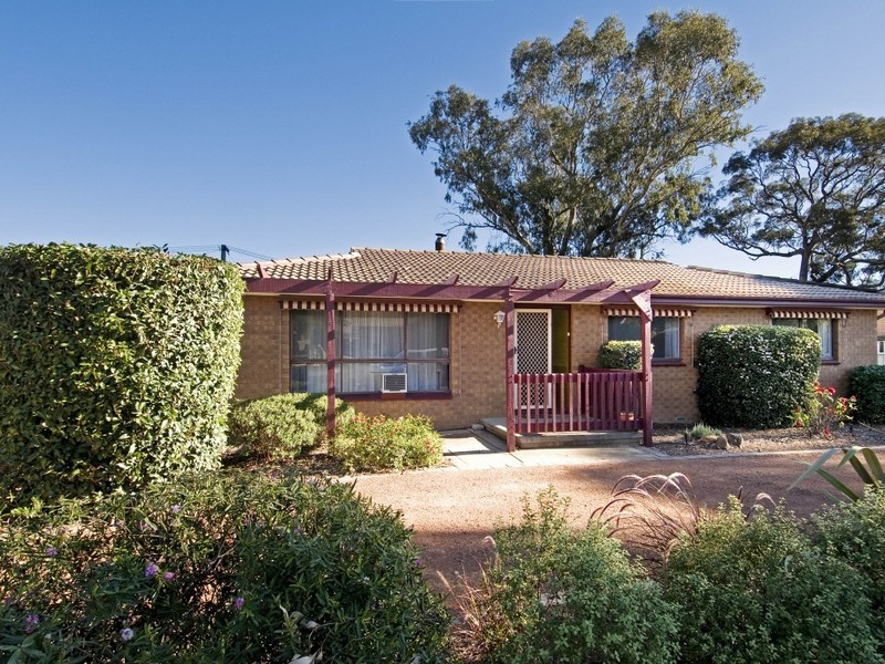 106 Chuculba Crescent, Giralang ACT 2617