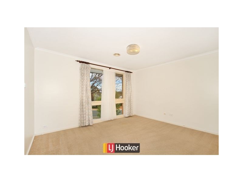 16 Centaurus Cres, Giralang ACT 2617