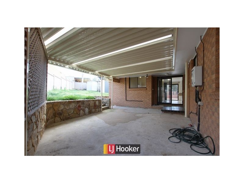 16 Centaurus Cres, Giralang ACT 2617