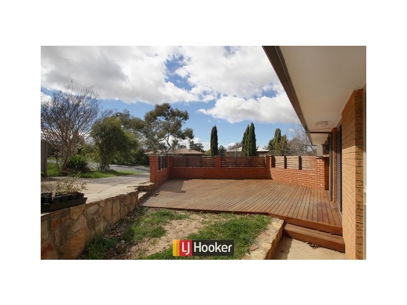 16 Centaurus Cres, Giralang ACT 2617