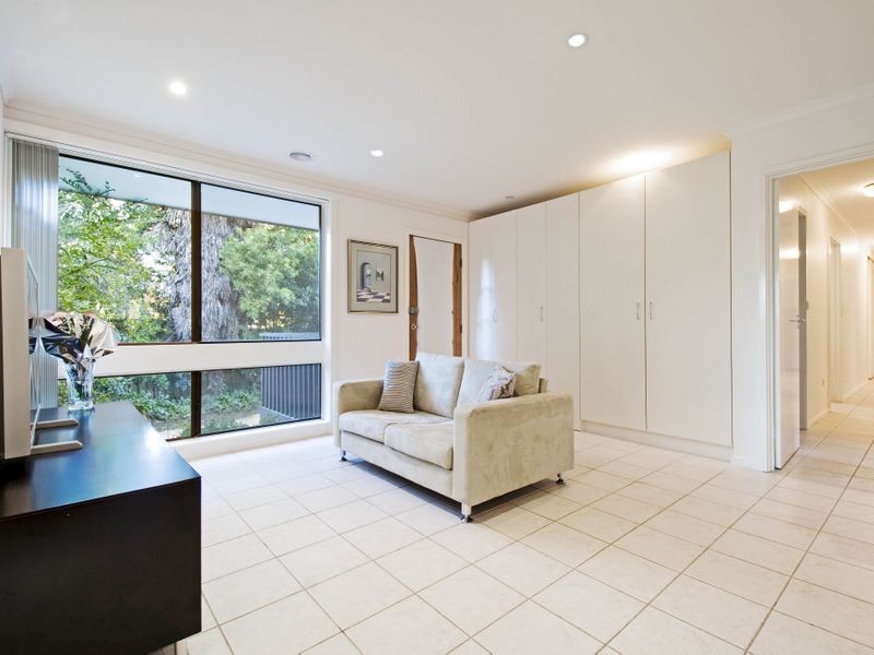 76 Spowers Circuit, Holder ACT 2611