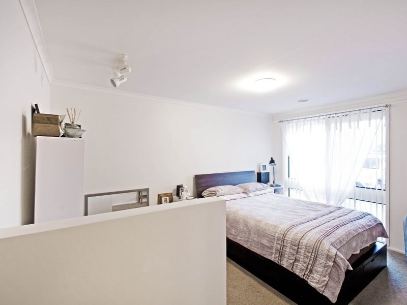 76 Spowers Circuit, Holder ACT 2611