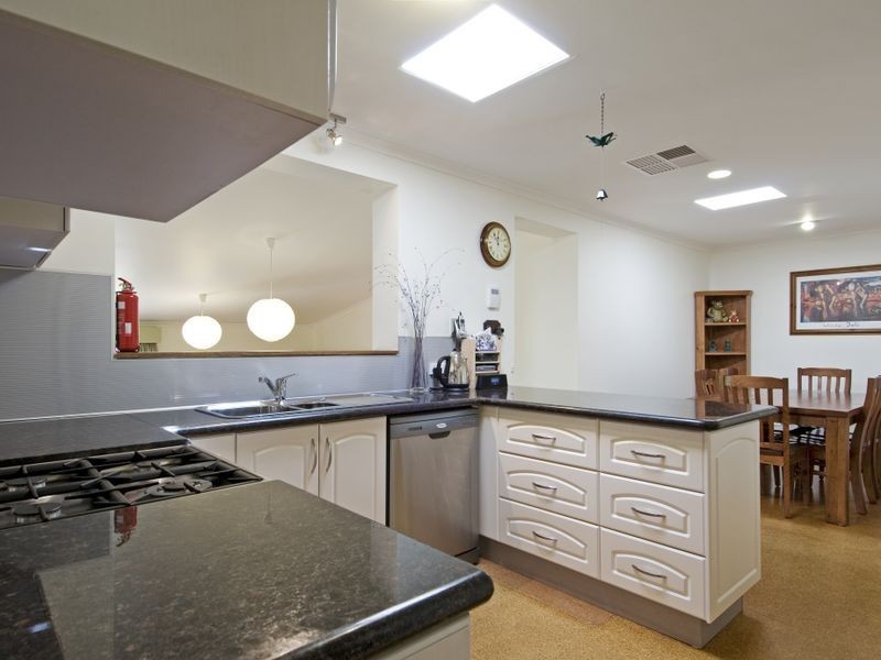 17 Lenehan Street, Giralang ACT 2617