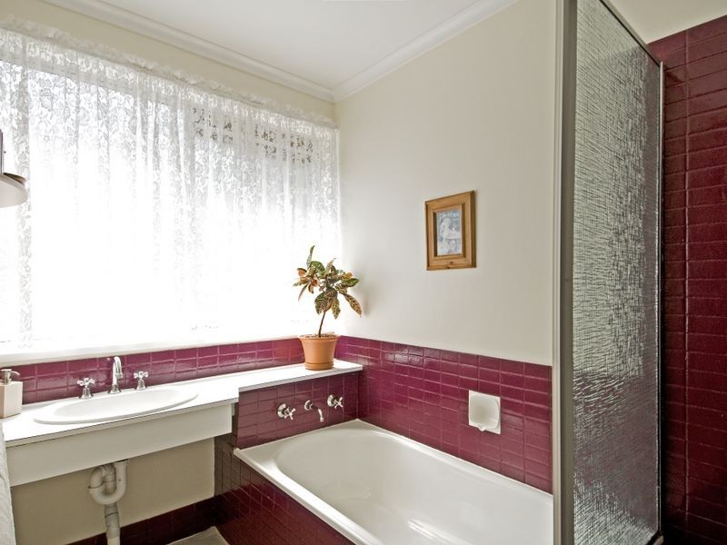 17 Lenehan Street, Giralang ACT 2617