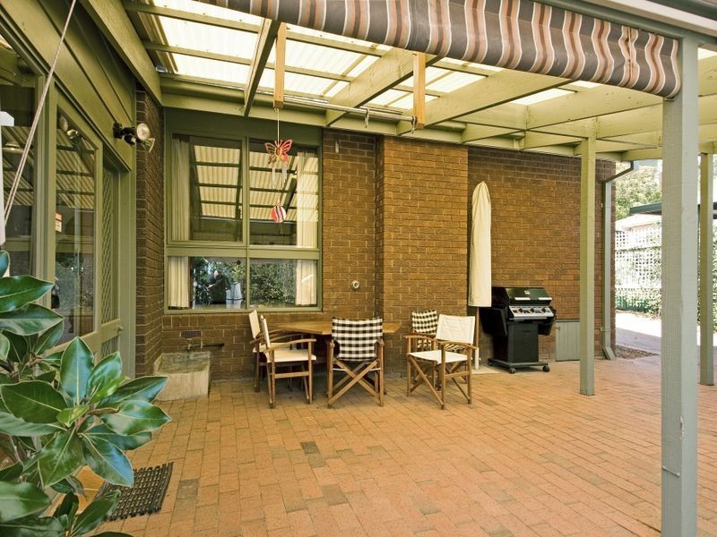 17 Lenehan Street, Giralang ACT 2617