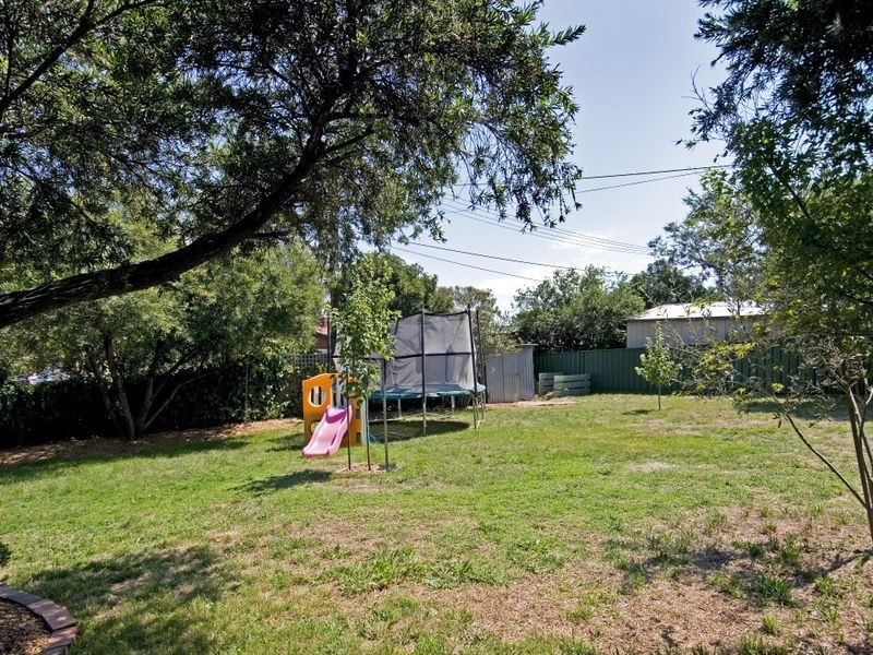 17 Lenehan Street, Giralang ACT 2617