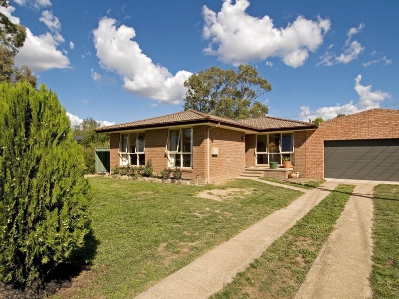 16 Bokhara Circuit, Kaleen ACT 2617