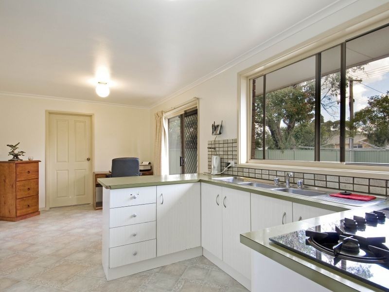 16 Bokhara Circuit, Kaleen ACT 2617