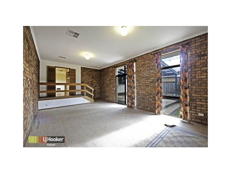 11 Kootingal Street, Giralang ACT 2617