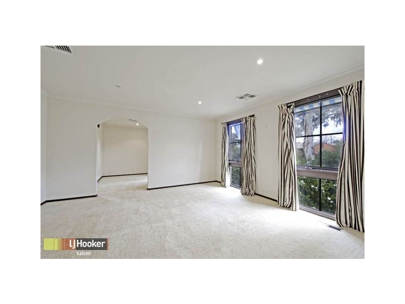 11 Kootingal Street, Giralang ACT 2617