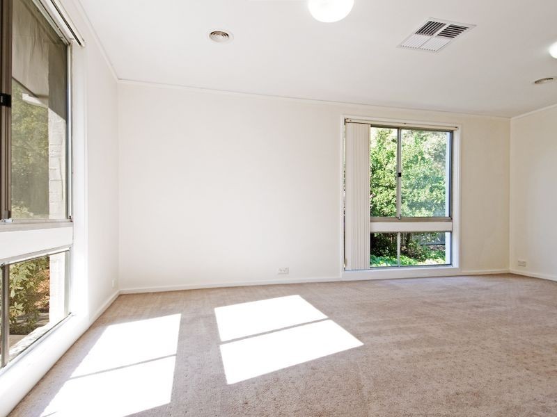 13 Lubuma Place, Giralang ACT 2617