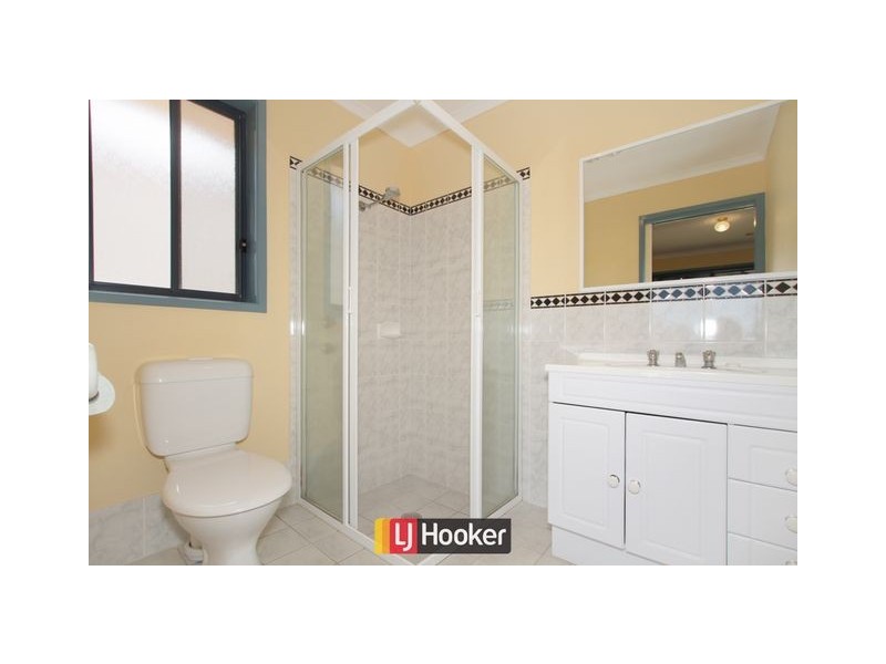 4 Higham Street, Dunlop ACT 2615