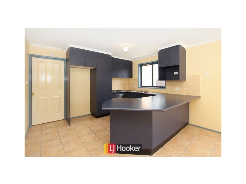 4 Higham Street, Dunlop ACT 2615