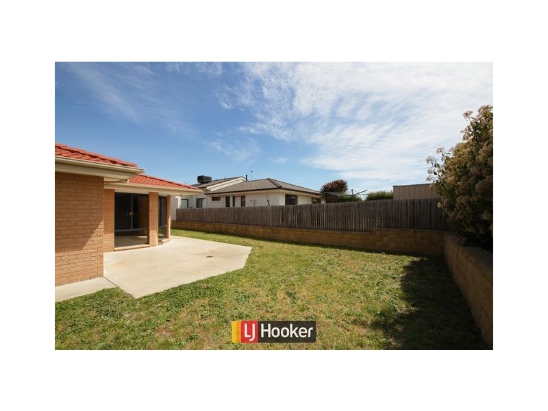 4 Higham Street, Dunlop ACT 2615