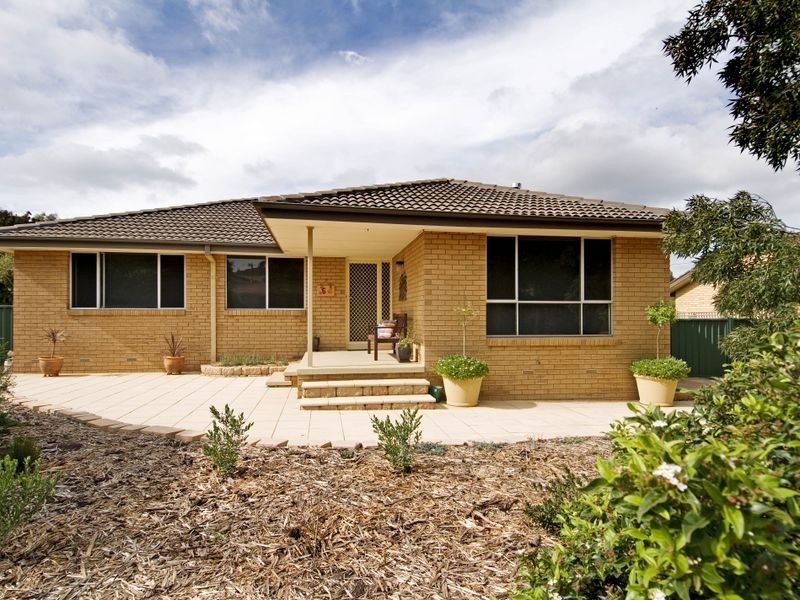 6 Nambucca Street, Kaleen ACT 2617