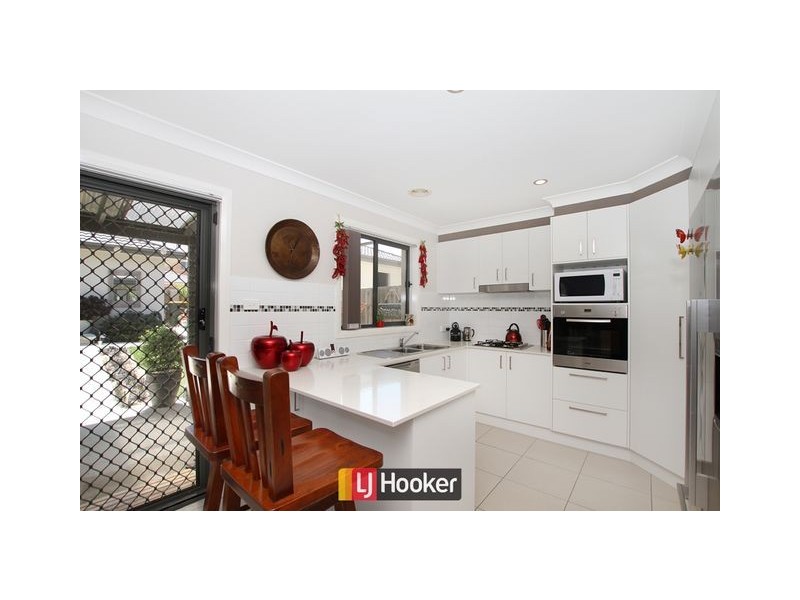 15 Lansdown Crescent, Casey ACT 2913