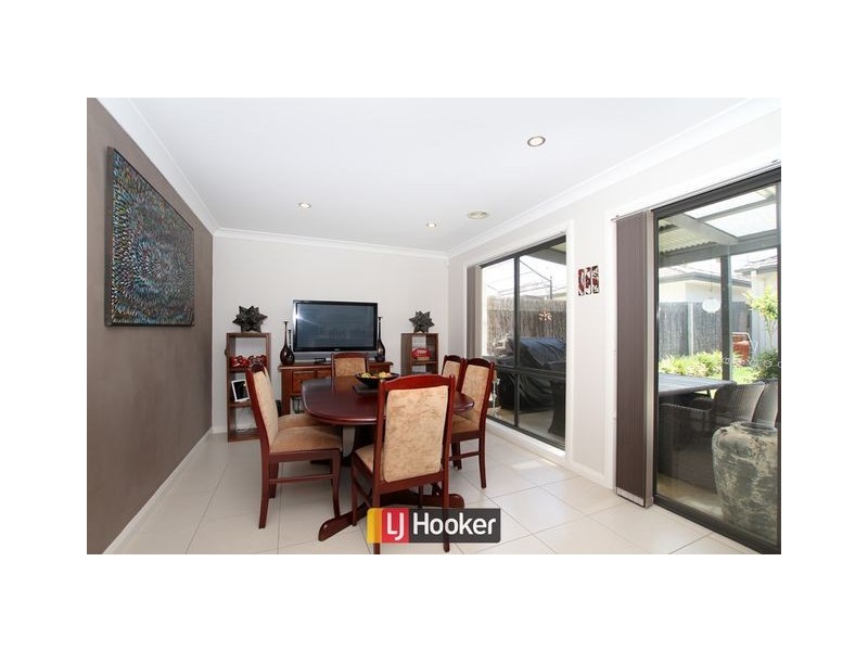 15 Lansdown Crescent, Casey ACT 2913