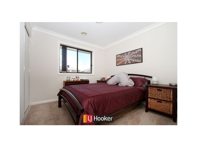 15 Lansdown Crescent, Casey ACT 2913