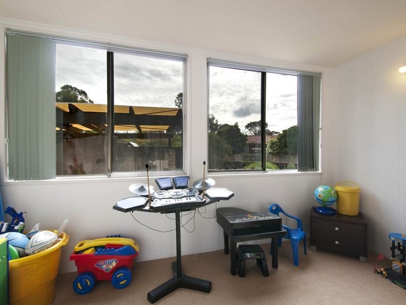 14 Moseley Place, Kambah ACT 2902