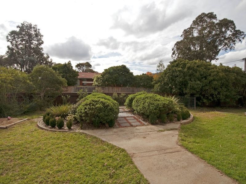 14 Moseley Place, Kambah ACT 2902