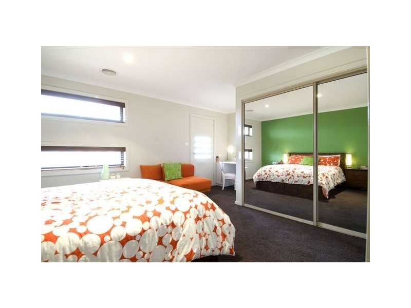 51 Mapleton Avenue, Harrison ACT 2914