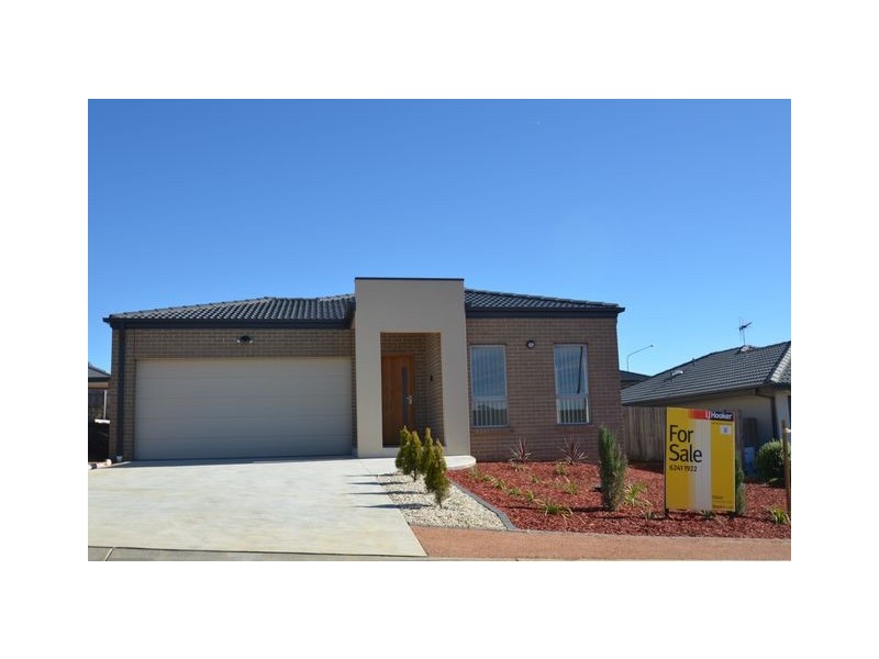 63 Bryan Hudson Street, Macgregor ACT 2615