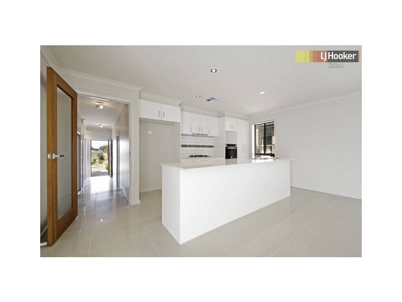 63 Bryan Hudson Street, Macgregor ACT 2615