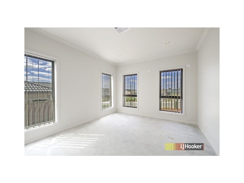 63 Bryan Hudson Street, Macgregor ACT 2615