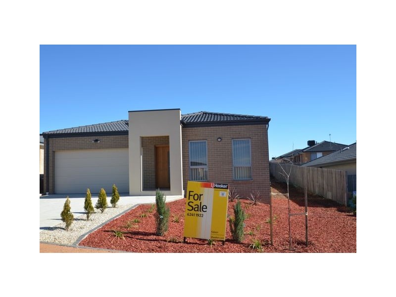 63 Bryan Hudson Street, Macgregor ACT 2615