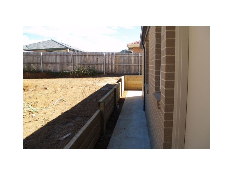 63 Bryan Hudson Street, Macgregor ACT 2615