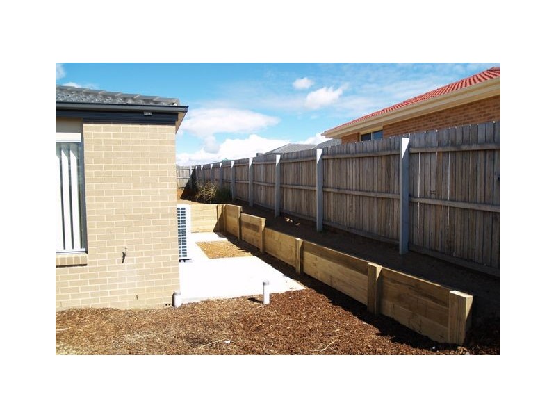 63 Bryan Hudson Street, Macgregor ACT 2615