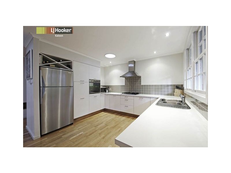 5 Douglass Place, Spence ACT 2615