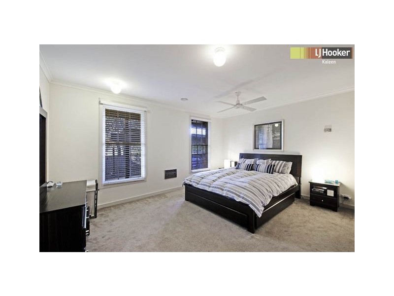 5 Douglass Place, Spence ACT 2615