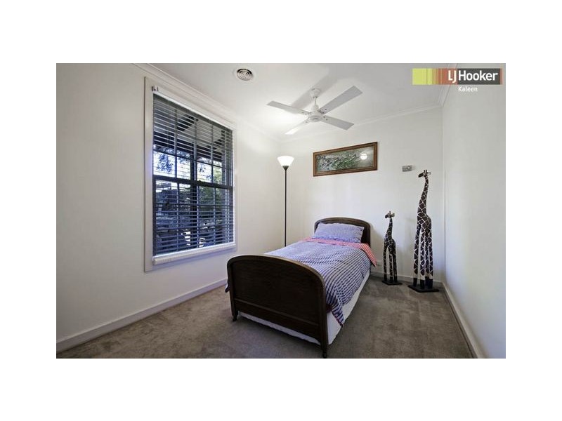 5 Douglass Place, Spence ACT 2615