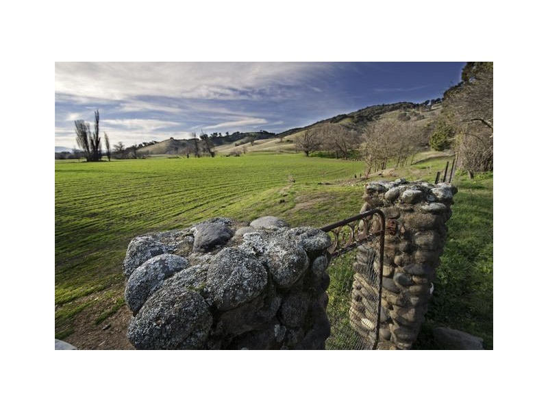 140 Coodravale Road, Wee Jasper NSW 2582