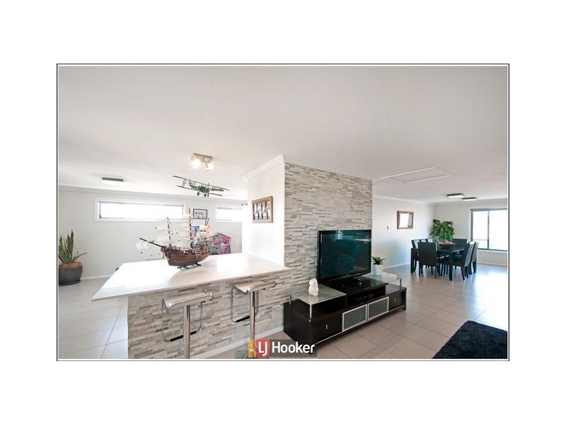 18 Ballantyne Crescent, Franklin ACT 2913