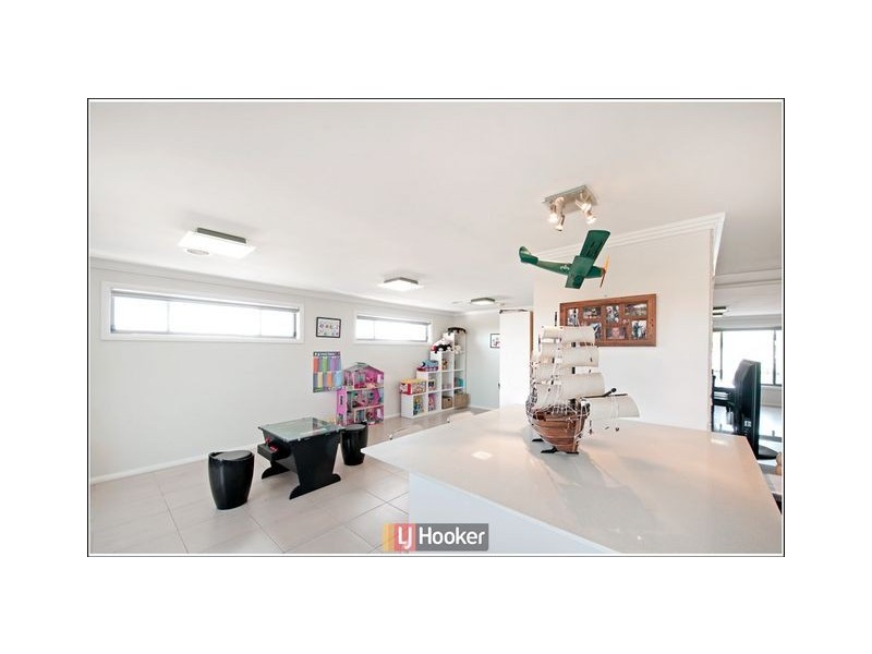 18 Ballantyne Crescent, Franklin ACT 2913